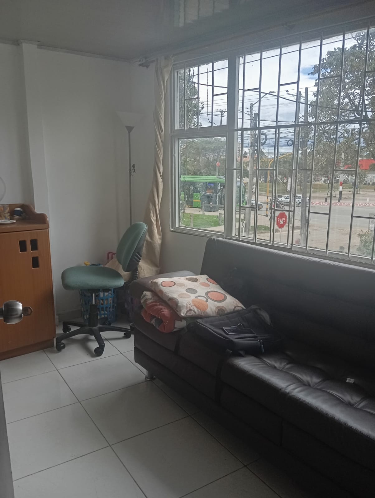 Se Vende Casa Comercial en Fontibon de 253 mt2 - 3 Pisos en Bogotá D.C.