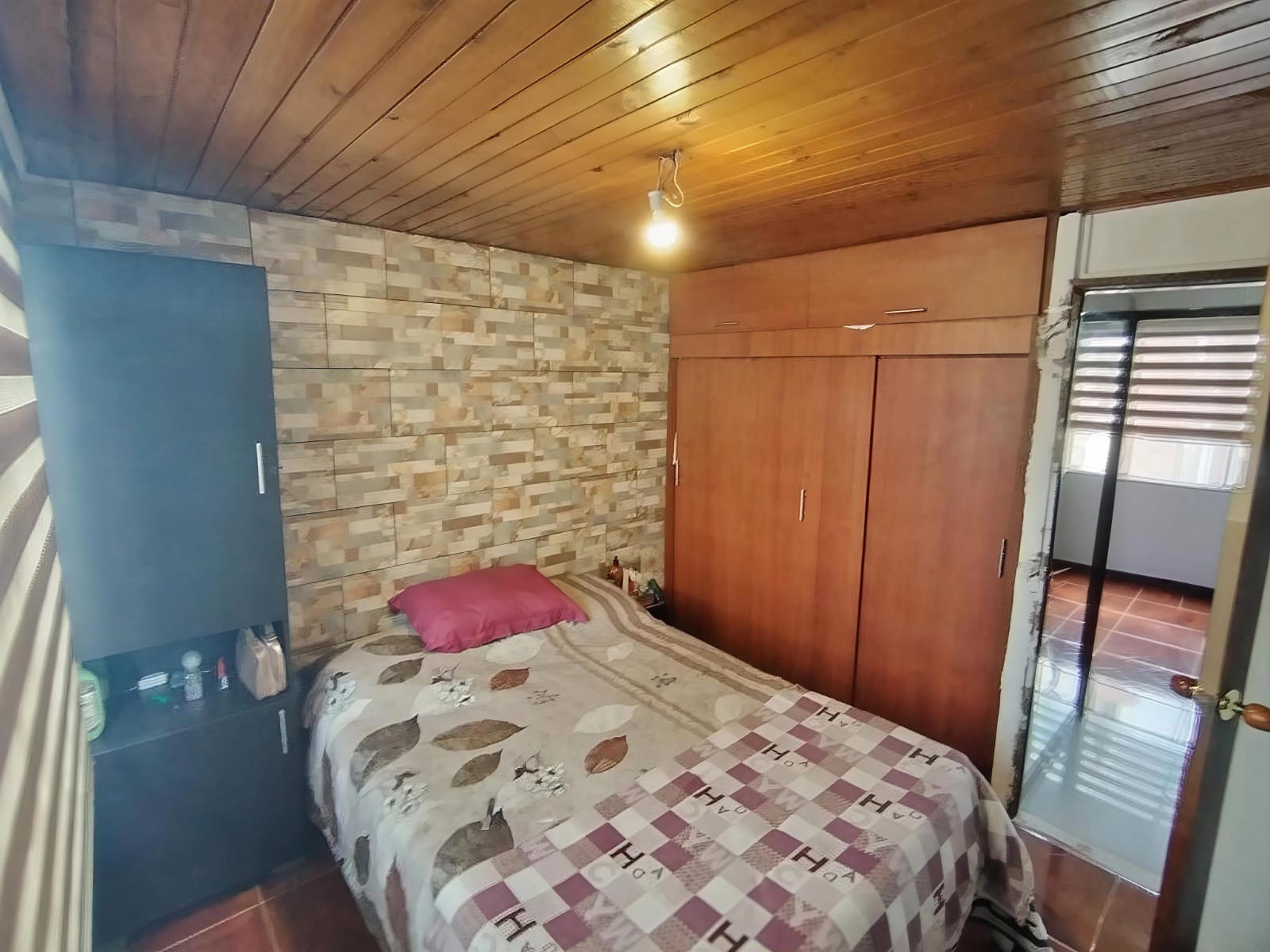 Se Vende Apartamento en Castilla Real Etapa 1 - 5to Piso x Escaleras- 58 m2 +20 de Altillo en Bogotá D.C.