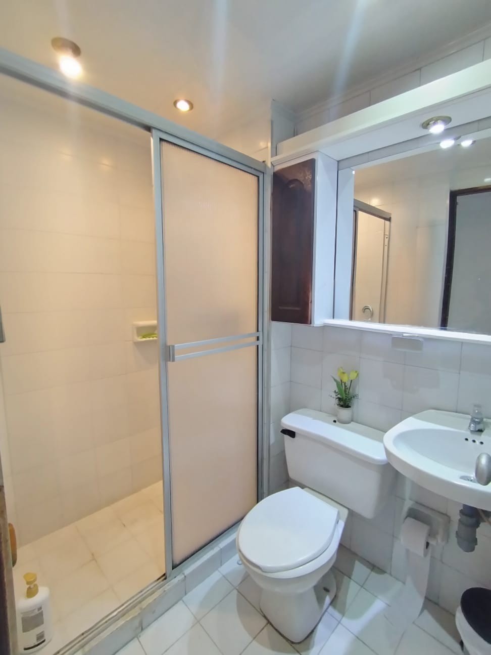 Se Vende Apartamento en Castilla Real Etapa 1 - 5to Piso x Escaleras- 58 m2 +20 de Altillo en Bogotá D.C.