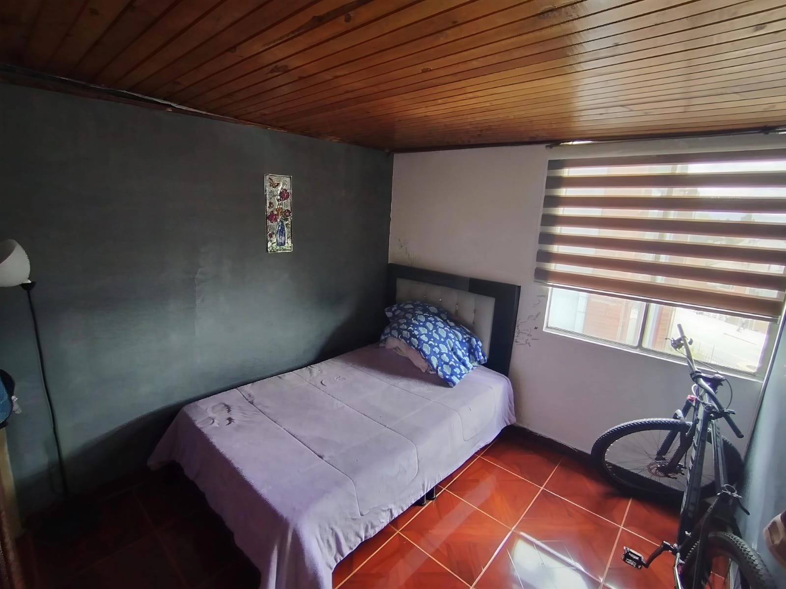 Se Vende Apartamento en Castilla Real Etapa 1 - 5to Piso x Escaleras- 58 m2 +20 de Altillo en Bogotá D.C.