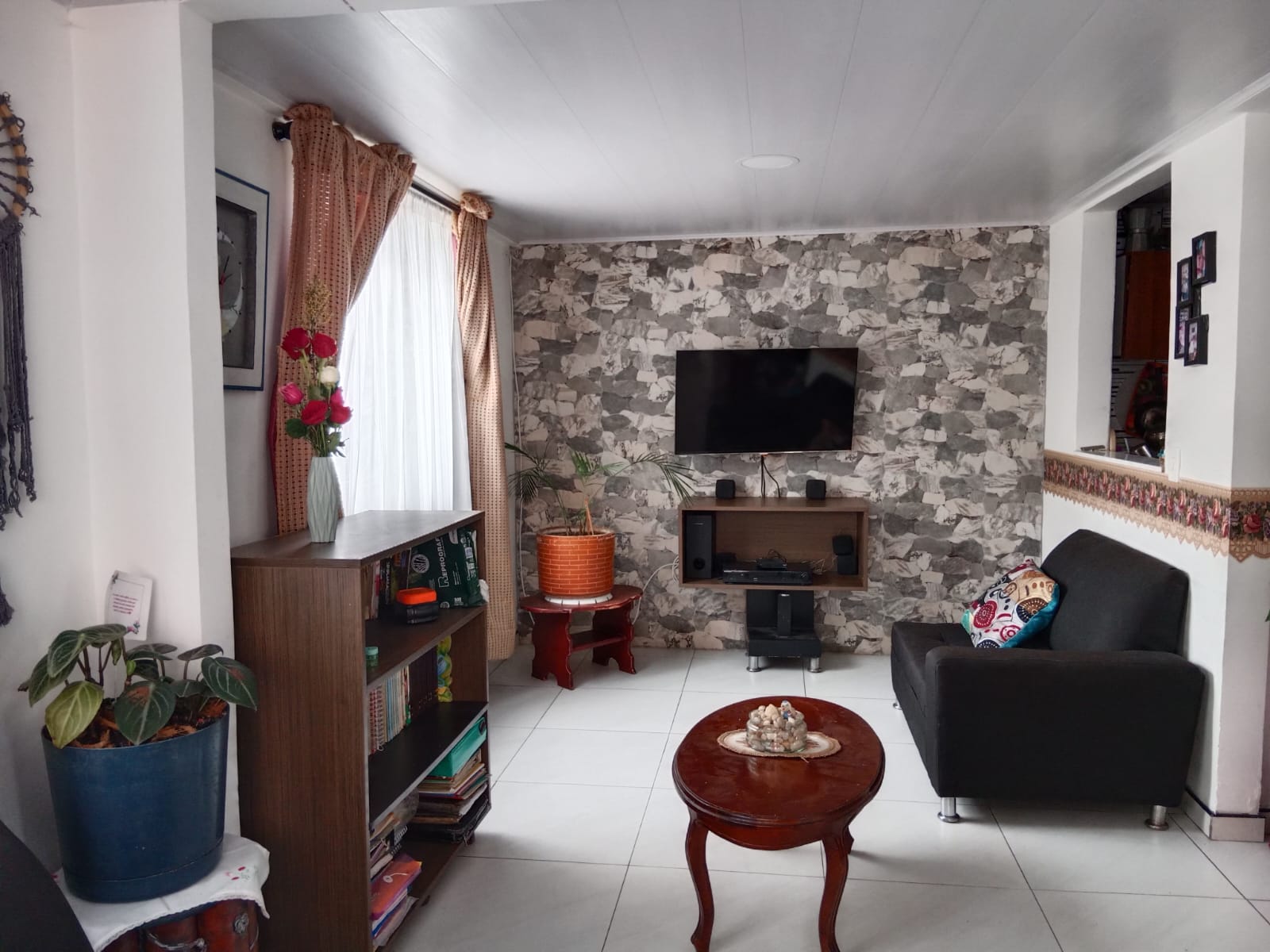 Se vende Casa en Soacha Terreros de 140 mt2 -  3 pisos en Soacha