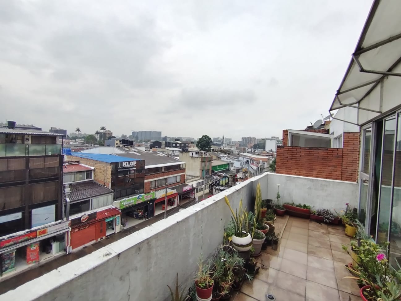 Se vende Apartamento en Normandía 63 mt2 - 5to Piso por escaleras - Parqueadero Propio en Bogotá D.C.