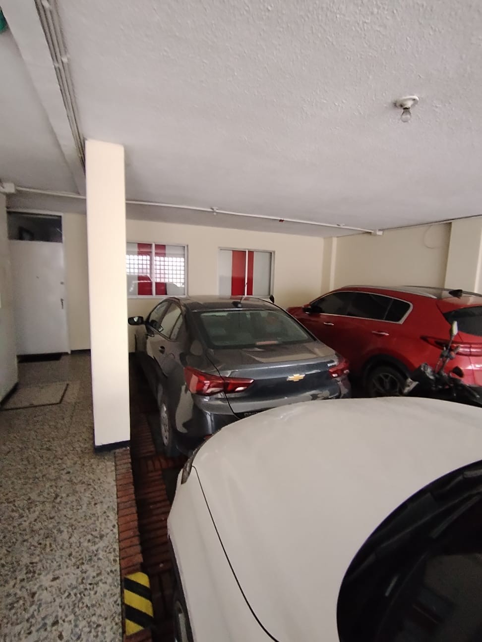 Se vende Apartamento en Normandía 63 mt2 - 5to Piso por escaleras - Parqueadero Propio en Bogotá D.C.