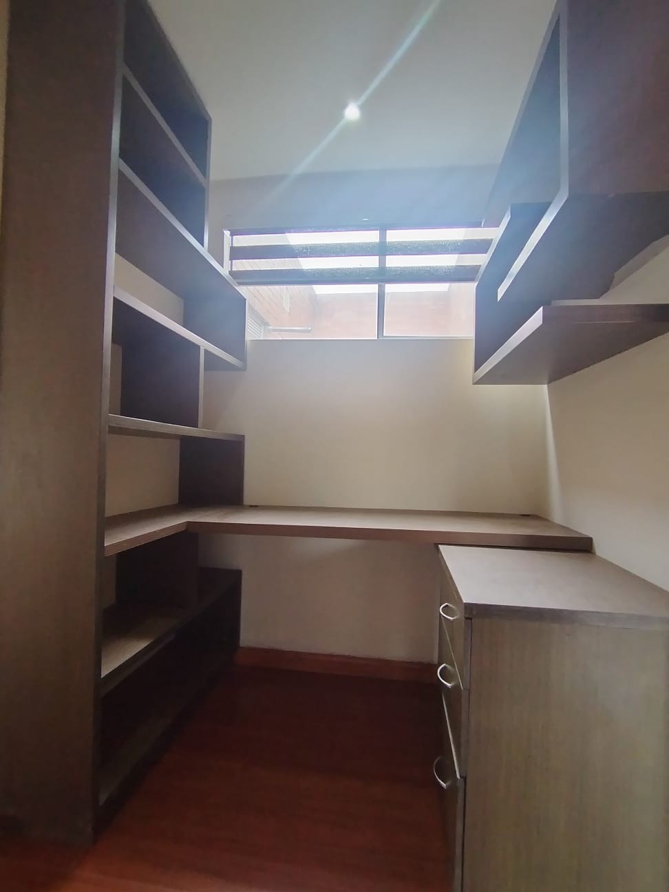 Se Vende Apartamento en Parques de Castilla 6 - 62 mt2 - 6to Piso x escaleras en Bogotá D.C.