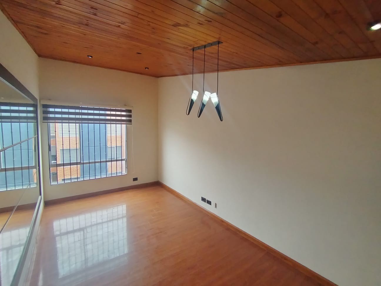 Se Vende Apartamento en Parques de Castilla 6 - 62 mt2 - 6to Piso x escaleras en Bogotá D.C.