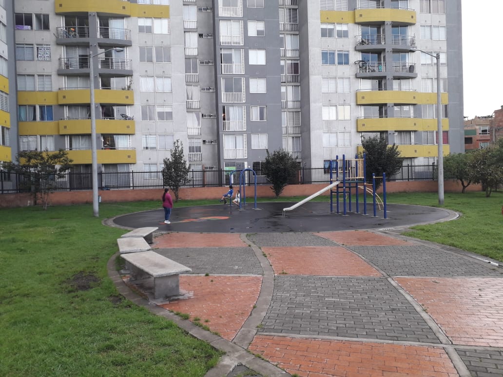 En Venta Apartamento En Castilla Plaza Castilla 58 Mt 2 en Bogotá D.C.