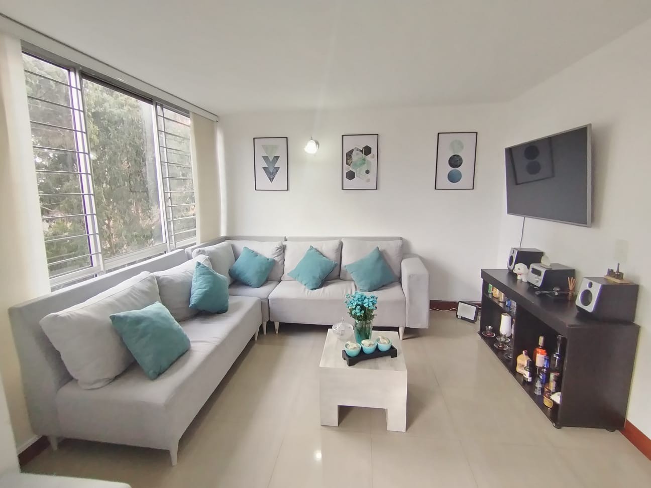 En venta Duplex En Tibana de 80 mt2 Piso 9 en Bogotá D.C.