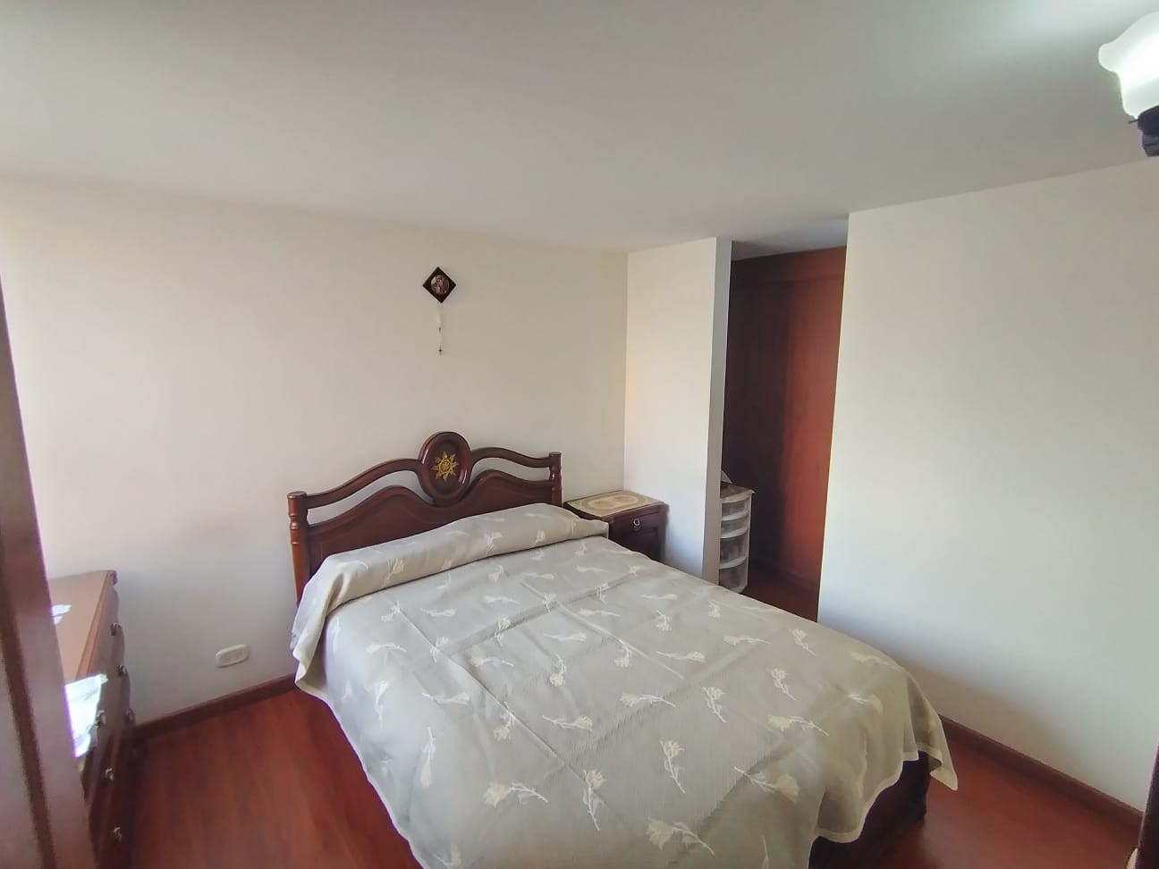Se Vende Apartamento en Parques de Castilla 4 - 62 Mt2 .- Piso 2do en Bogotá D.C.