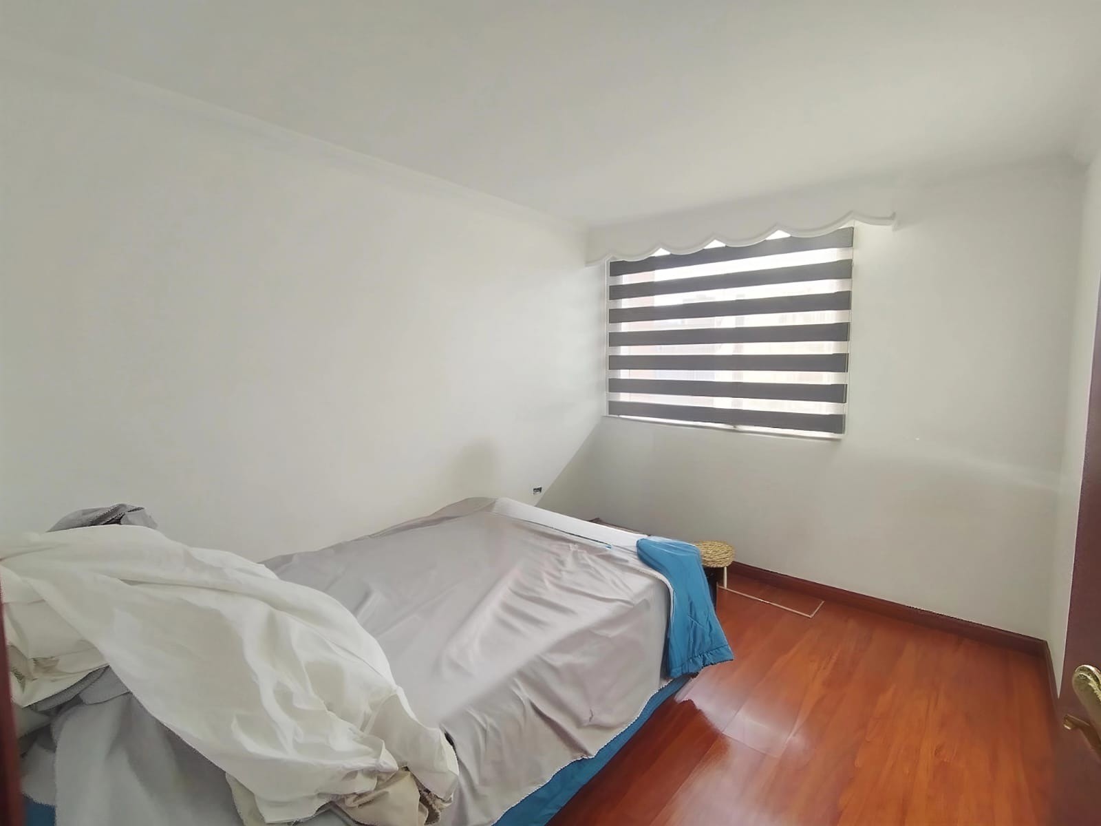 Se Vende Apartamento en Parques de Castilla 4 - 62 mt 2 - 4to Piso x Escaleras en Bogotá D.C.