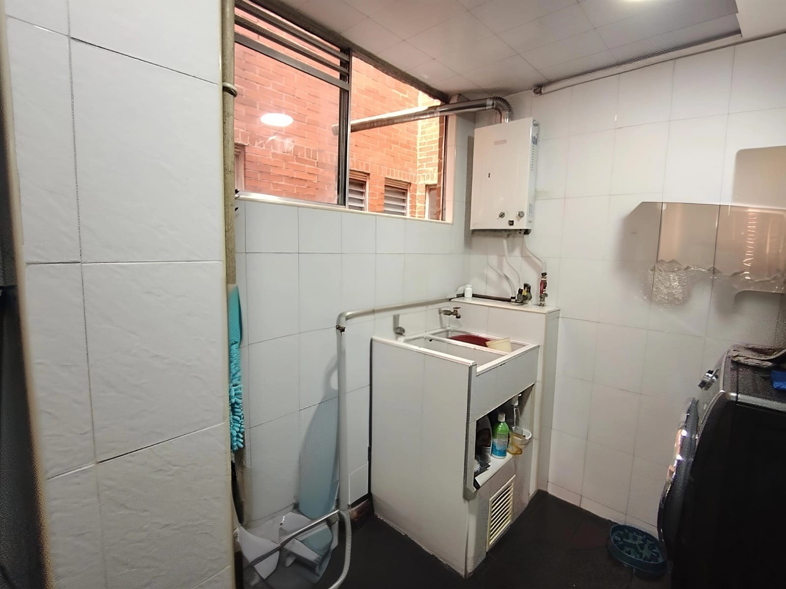 Se Vende Apartamento en Parques de Castilla 4 - 62 mt 2 - 4to Piso x Escaleras en Bogotá D.C.