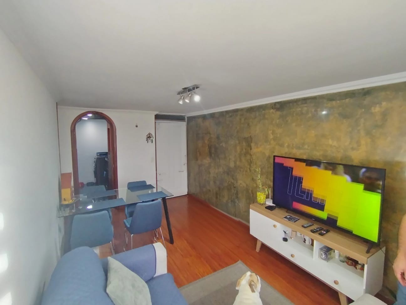 Se Vende Apartamento en Parques de Castilla 4 - 62 mt 2 - 4to Piso x Escaleras en Bogotá D.C.